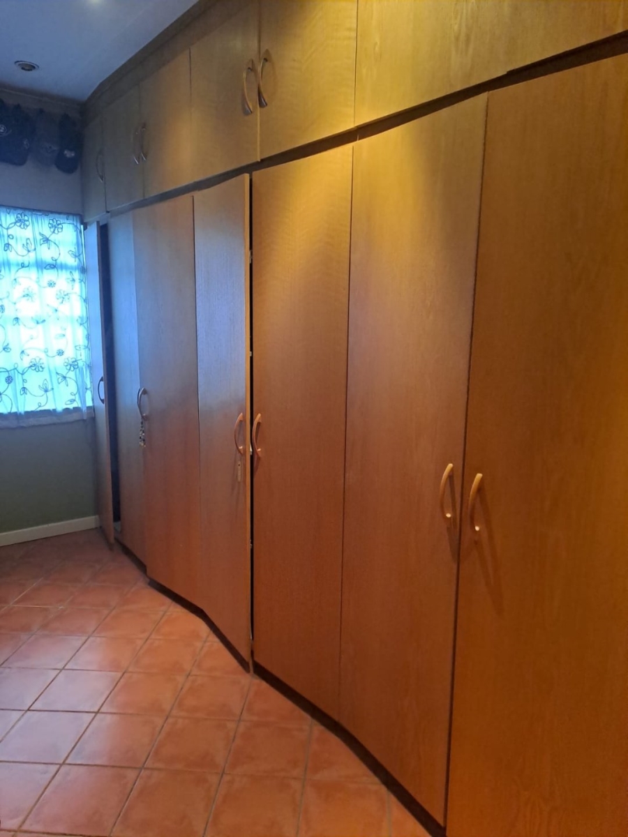 4 Bedroom Property for Sale in Park West Free State